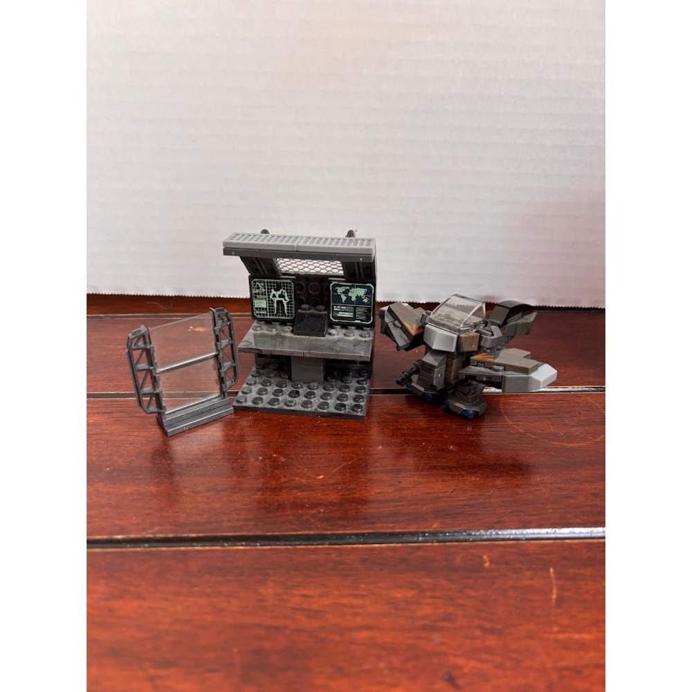 Mega Bloks Halo UNSC Command Center Terminal‎ Hover Bike Vehicle Set Dark Grey
